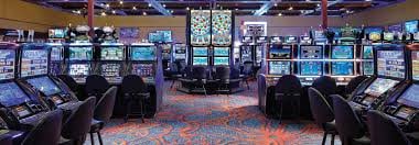qq1221 slot MSC mobile dashboard showing football betting and live casino options